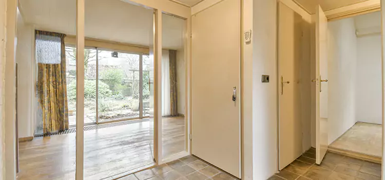 Why Choose Our Pocket Door Experts in Saint-Raymond, QC?