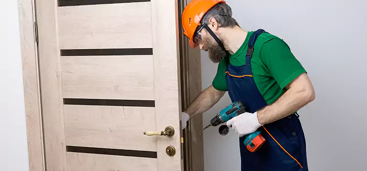 Replace Internal Door Handle with Lock Saint-Raymond