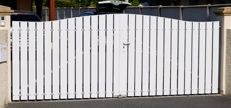 Why Choose Us for Residential Gate Repair in Saint-Raymond, QC?